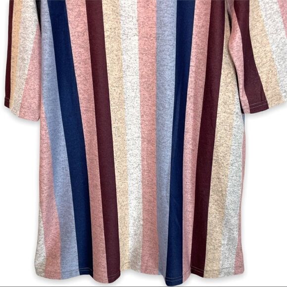 Luukse Striped Patch Pocket Shift Dress - Picture 8 of 9